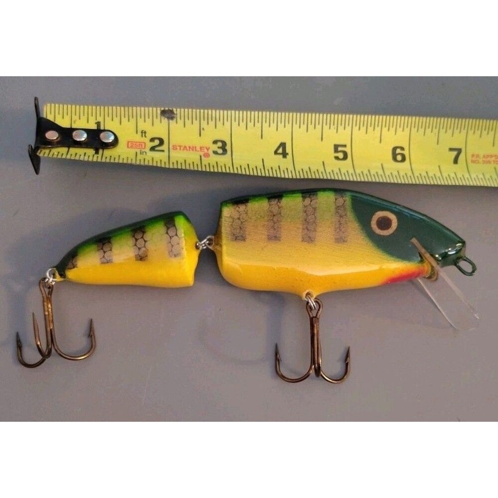 Vintage Wood Jointed 7 Inch Perch Design Shallow Running Musky Crankbait